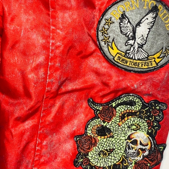 Red Jacket - Picture 6 of 7